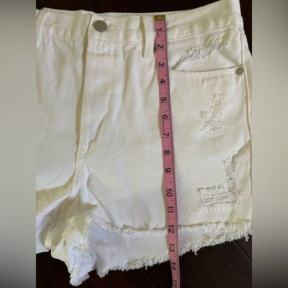 [BLANKNYC] Premium Distressed Antique White Denim Shorts Button Fly SZ 31 NWT - Picture 2 of 11